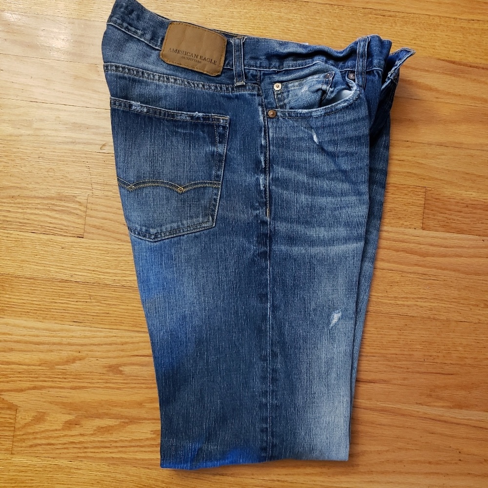 Mens AE 30×34  Relaxed Straight Jeans